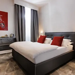 dolcevitasuite.it-romehotels.com/